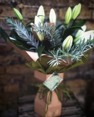 L L Lilies